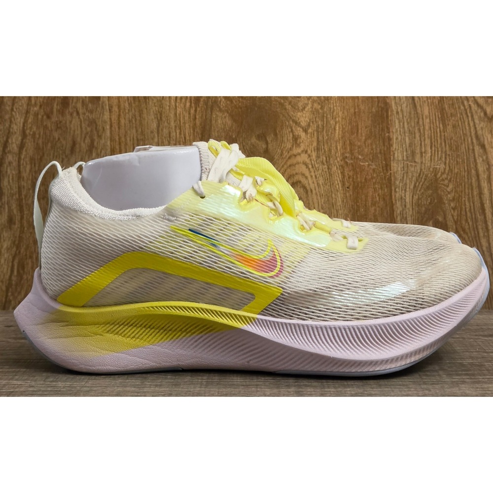 Nike Zoom Fly 4 Premium Athletic Shoes Sneakers Womens Size 8.5 White Yellow